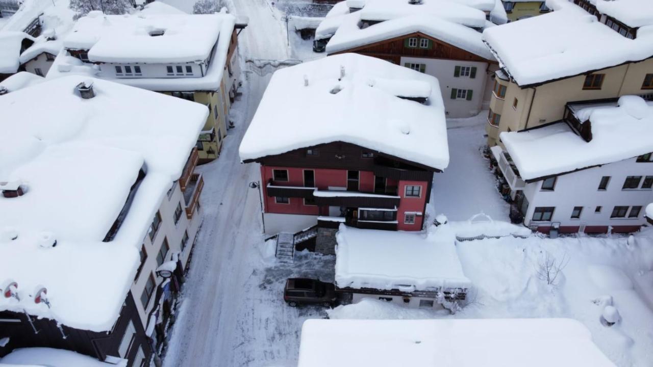 Haus Richard Falch - Inklusive Kostenloser Premium-Sommerkarte サンクト・アントン・アム・アールベルク エクステリア 写真