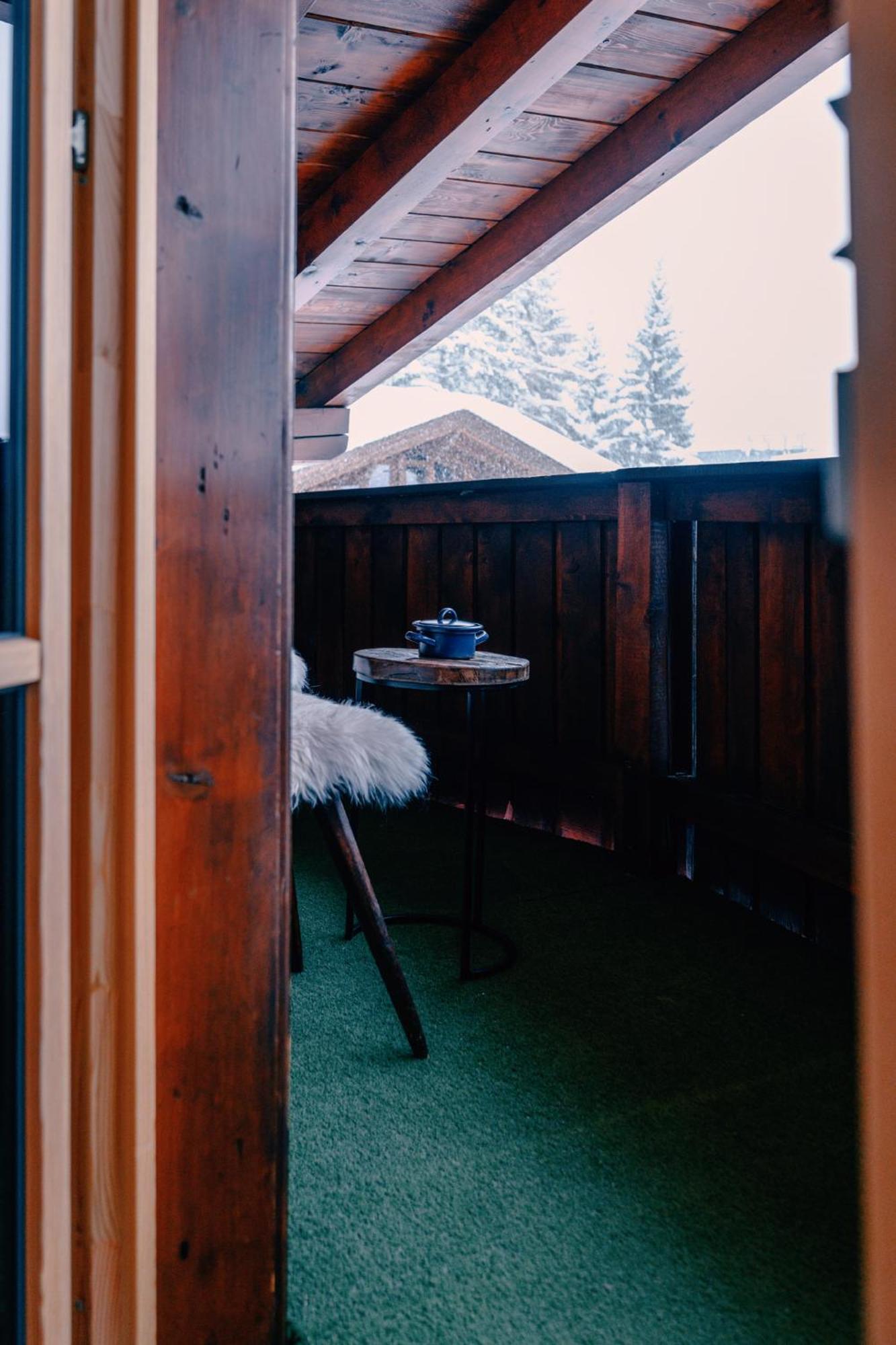 Haus Richard Falch - Inklusive Kostenloser Premium-Sommerkarte サンクト・アントン・アム・アールベルク エクステリア 写真
