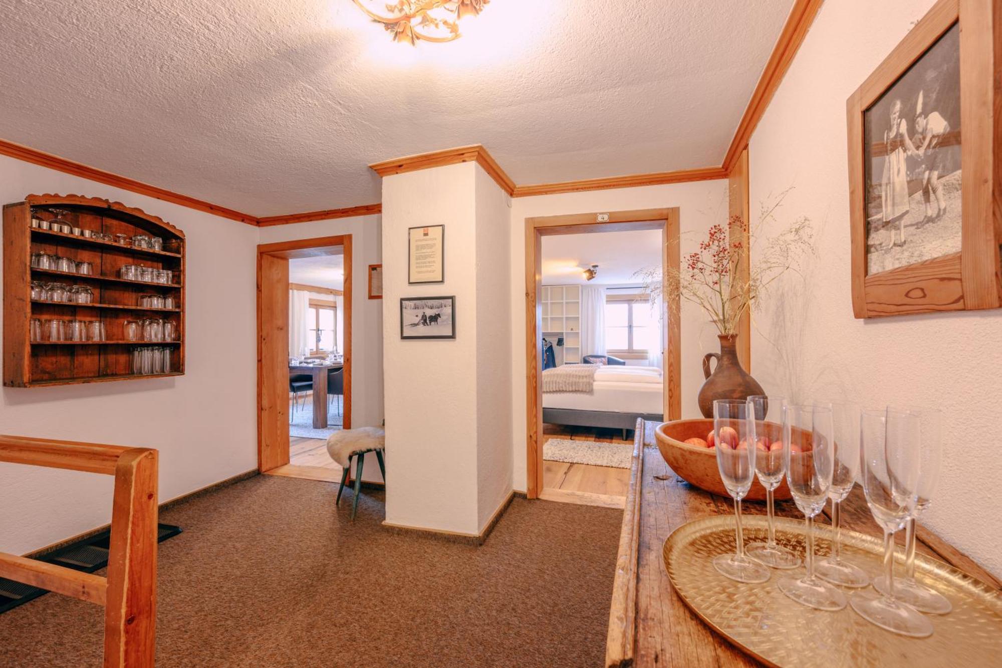 Haus Richard Falch - Inklusive Kostenloser Premium-Sommerkarte サンクト・アントン・アム・アールベルク エクステリア 写真